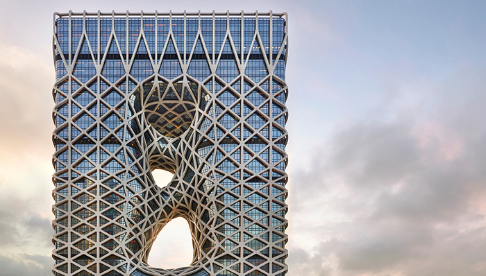 广州游客新玩法 用VR遨游澳门新地标