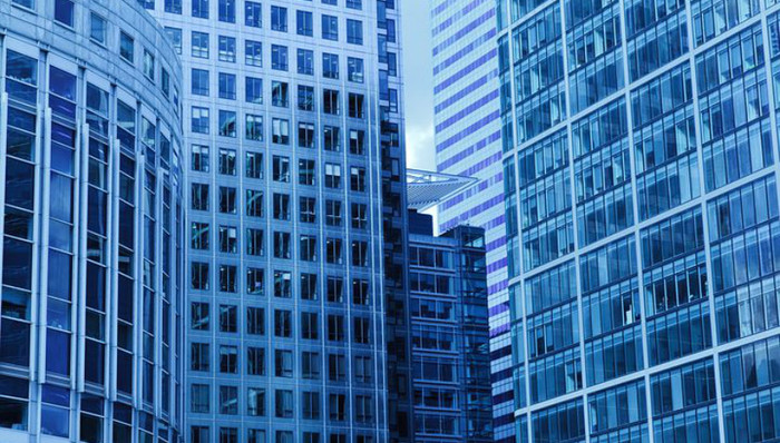 香港楼市涌现减价潮 “上车盘”最高跌价逾22%