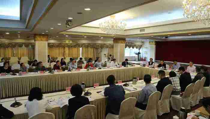 用小小邮票传递广州故事：专家为广州题材邮票出谋划策