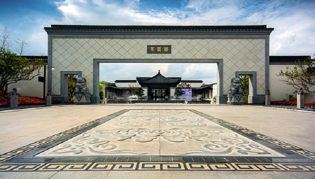 改革开放40年，民营经济发展的“蓝光样本”