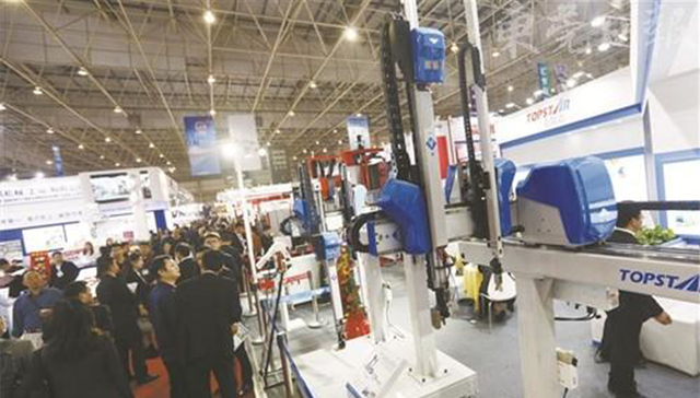 莞商40年产业传奇：从代工配角到智造先锋