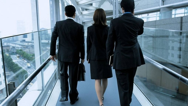 西安白领工作满意度低于全国平均水平，超四成对发际线感到担忧