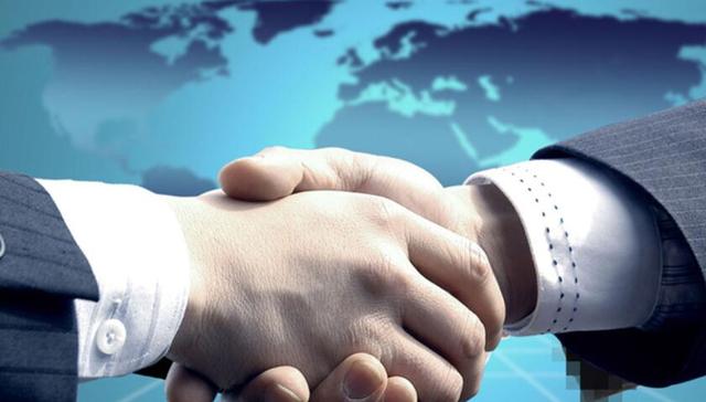 苹果与三星抱团，封闭的iOS走向开放？