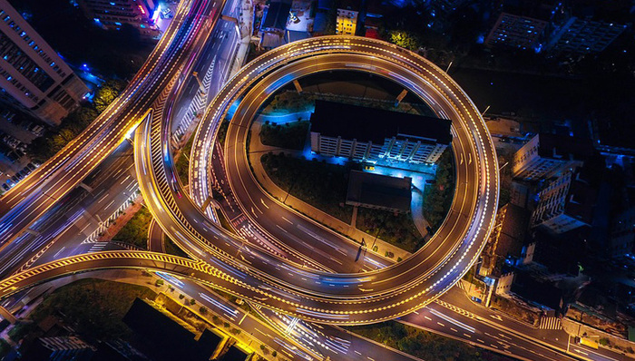 高德地图发布年度交通报告：十大“堵城”广州第二