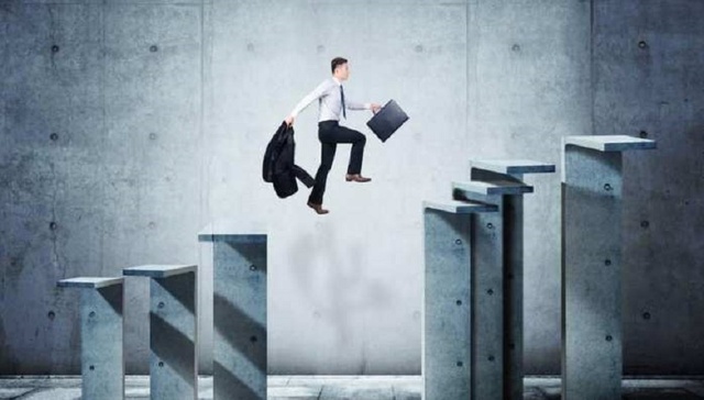 中金：内房今年债券到期量料涨50% 地产股面临短期回调风险