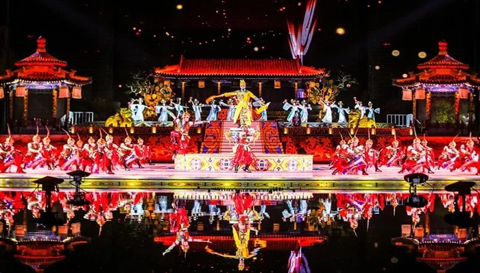 看不同年代人心中的年味记忆，团圆始终是主题