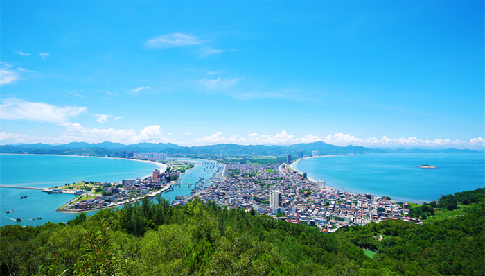 碧桂园、龙光等房企“掘金”粤港澳大湾区，产城融合成趋势