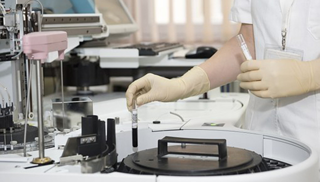 广东正式叫停“药房托管”，互联网购药“被看好”