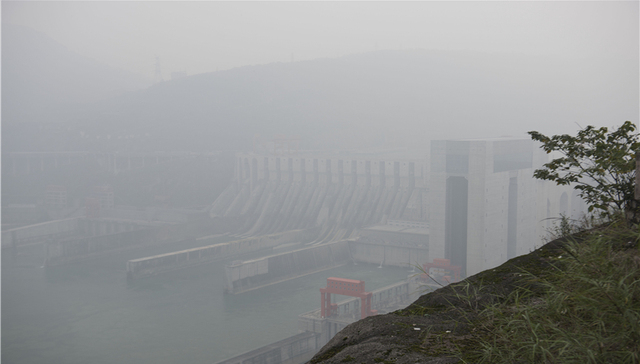 国网重塑A股版图，岷江水电重组“七连板”