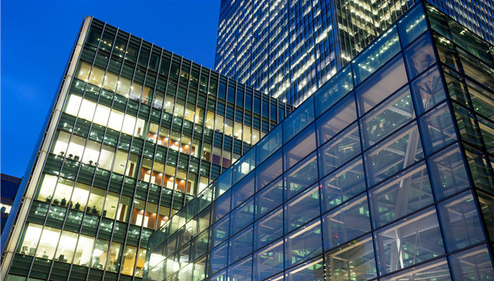 收缩战线的九龙仓置业靠海港城撑起了六成营收