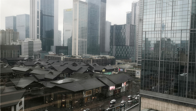 “抢人大战”：杭州武汉成都为求职者离开一线后的首选三城