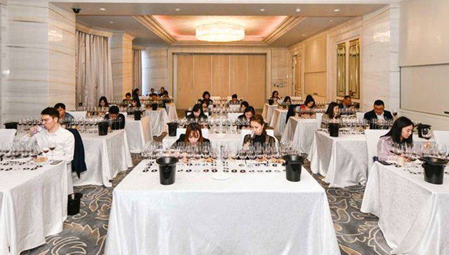 2019全球顶级混酿葡萄酒品鉴会，纷赋酒庄黑牌灰牌名列前茅