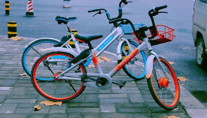 诱导超车后再单车碰瓷？广州一共享单车碰瓷团伙被抓获