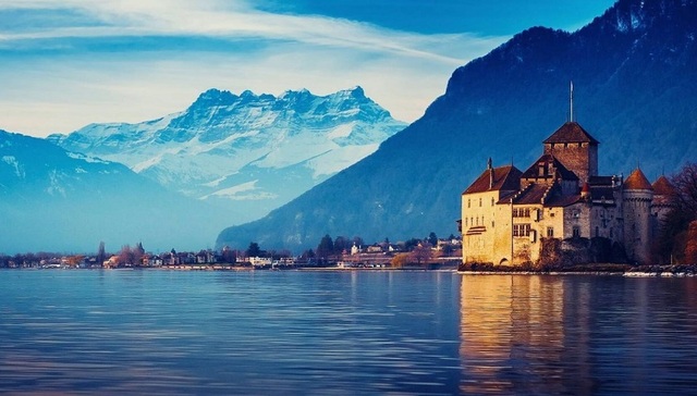 中国金茂携手苏豪控股与古都金陵一起迈入“康养”新元年