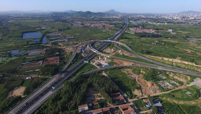 深圳湾口岸跨境私家车可免手续经港珠澳大桥往返香港和珠海