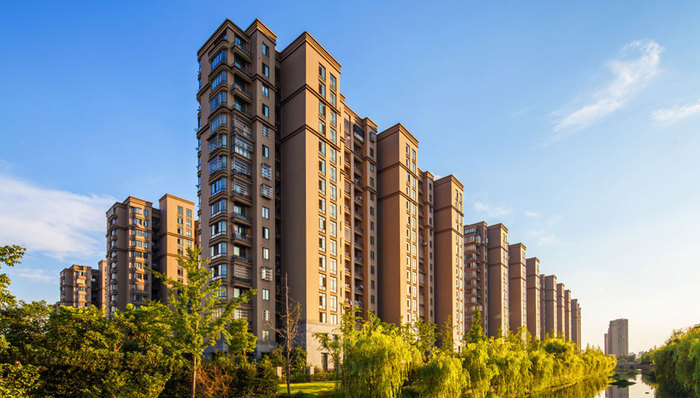 谭浩俊：房企谋求转型必须把握好“落脚点”