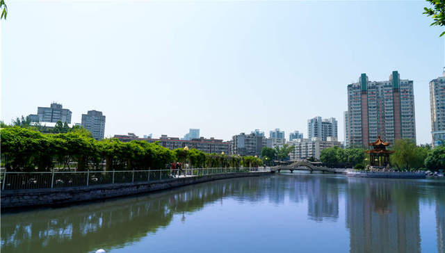 一季度房地产开发投资增速强势 房企资金压力犹存