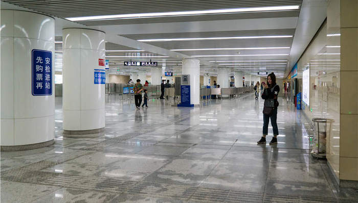 天津站提示：五一期间车票相对紧张，旅客需提前订票