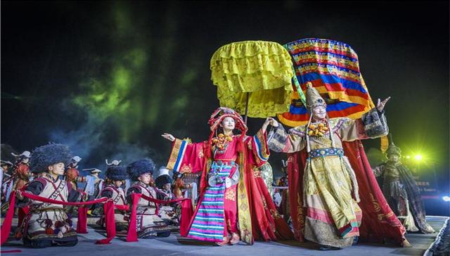 以文促旅 以旅彰文②丨域上和美：文艺成都，复兴在即