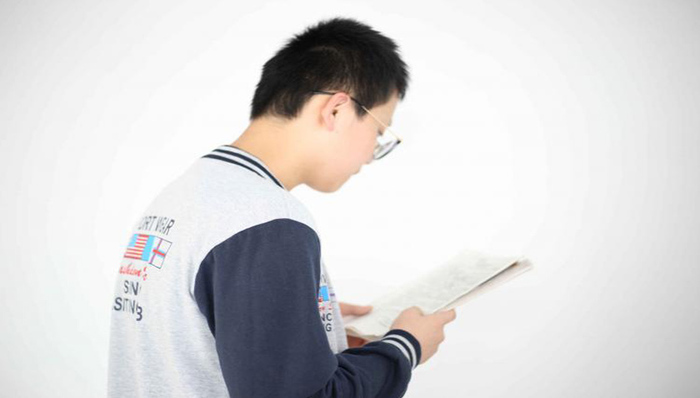 新华社旗下媒体：富源“逆袭”引质疑，“高考移民”惊深圳