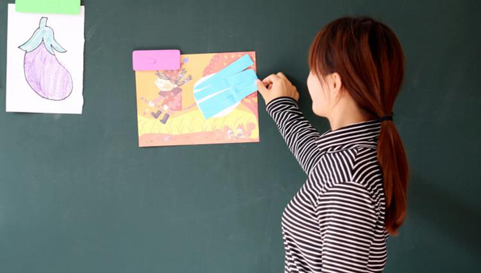 广东临聘教师将与公办教师同工同酬