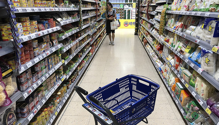 广东消费市场销售回暖，服务消费比重扩大