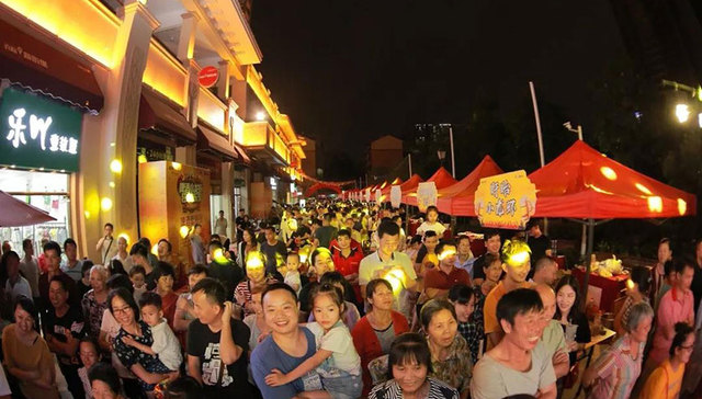 啤酒龙虾音乐节热辣开席 燃爆西铁城 等你来嗨