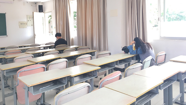 广州培正中学和越秀区朝天小学各开设一个“港澳子弟班”