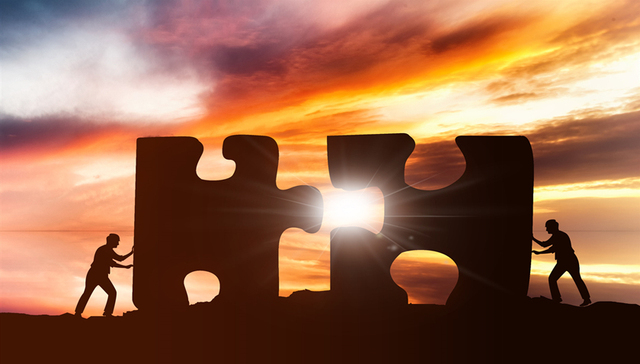 张士平VS刘石祯：两位传奇鲁商和他们的精神江湖