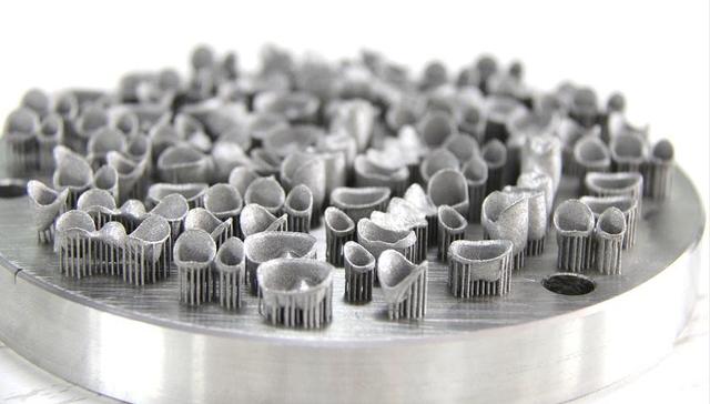 重庆青年是如何将3D打印假牙卖到德国的？