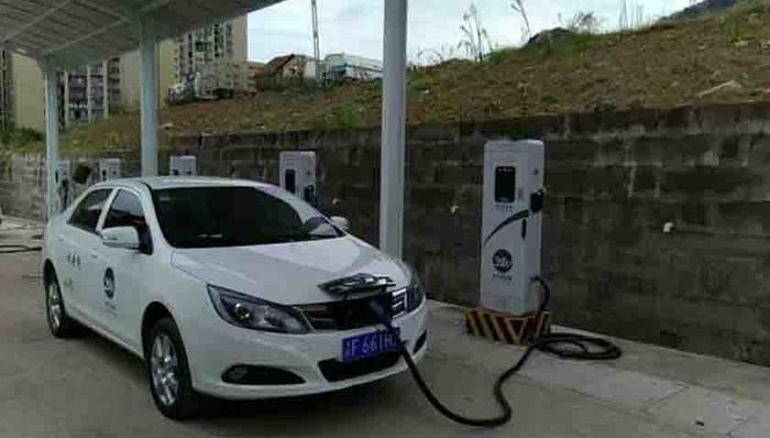 自用充电桩怎么建？电费怎么收？来看重庆市能源局等部门解答