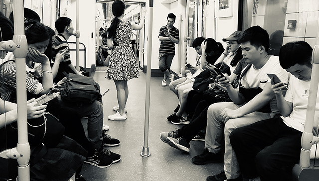 去深圳工作还是读大学？部分高校招生数不足华为的招聘数