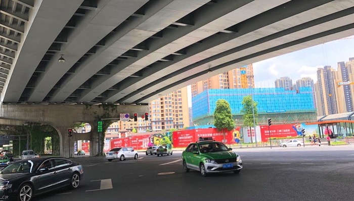 “专项债+市场化融资”： 高速公路、地铁、棚改项目或先试水