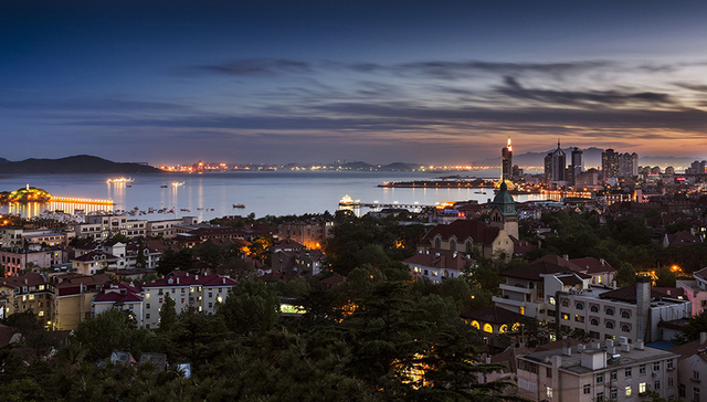 青岛海底世界：蔚蓝色坐标的多维拓展