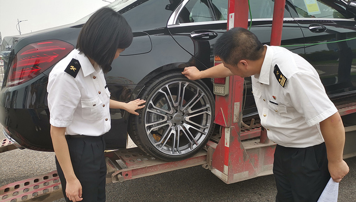 重庆进口整车首次实现保税仓储，企业可先销售再缴税