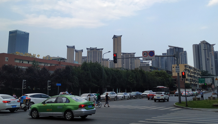 新能源车企相同的“双资质”，缘何产生不同的结果