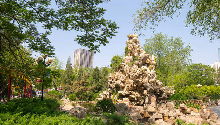 增长过度  房地产信托收紧