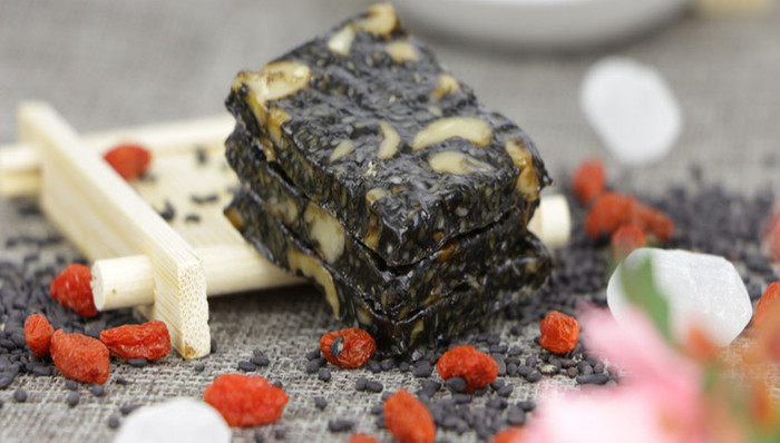 东阿阿胶销售现状：竞争对手低价促销，倒逼渠道变革