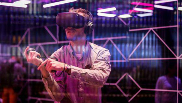 懒人听书,极客公园,拓课云