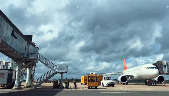 海口美兰国际机场受台风“杨柳”影响取消航班13架次