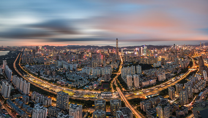 观山湖到清镇新的八车道道路工程有新进展 贵阳西进发展加速