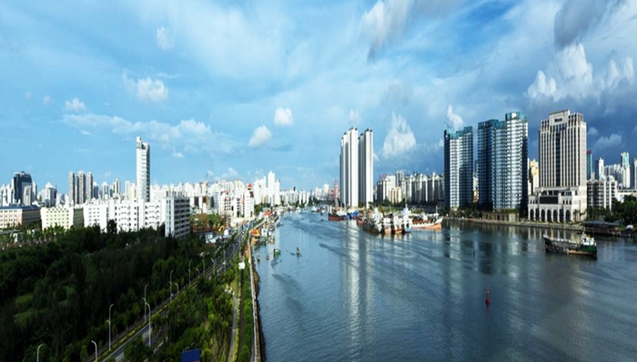 各企业代表对海南招商项目表示出极大兴趣