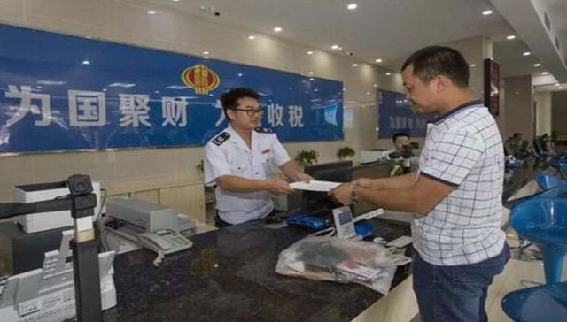 海南税务落实减税降费促进企业发展