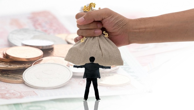 又有城市发布落户新政！“抢人”大战白热化