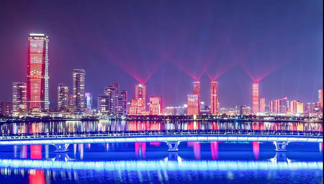 灯光界奥斯卡发布，深圳湾1号获奖