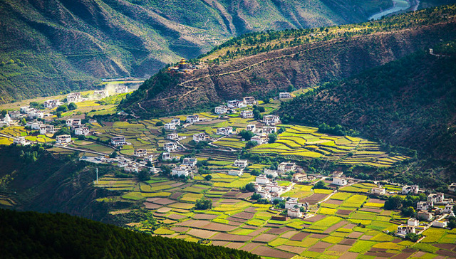 “十一”黄金周四川共接待游客6785.8万人次