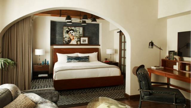 Figueroa,女性,酒店