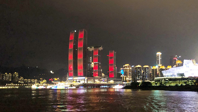 重庆来福士水晶连廊观景台明年1月开业