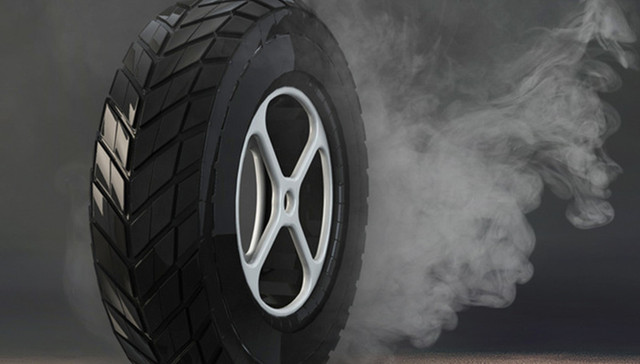 自主创新+品牌升级+终端赋能：玲珑轮胎逆势增长的“三套车”