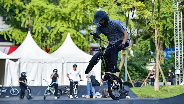 UCI都市自行车世锦赛，看成华区2019年体育发展之路
